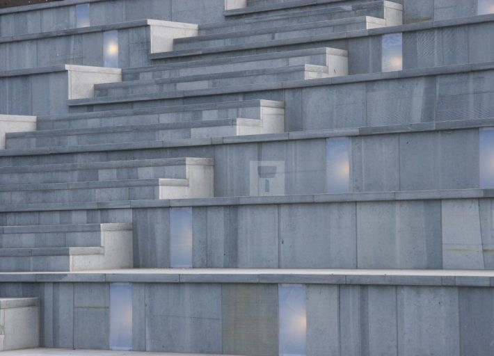 Treppenanlage aus Blaustein Kalkstein aestivate