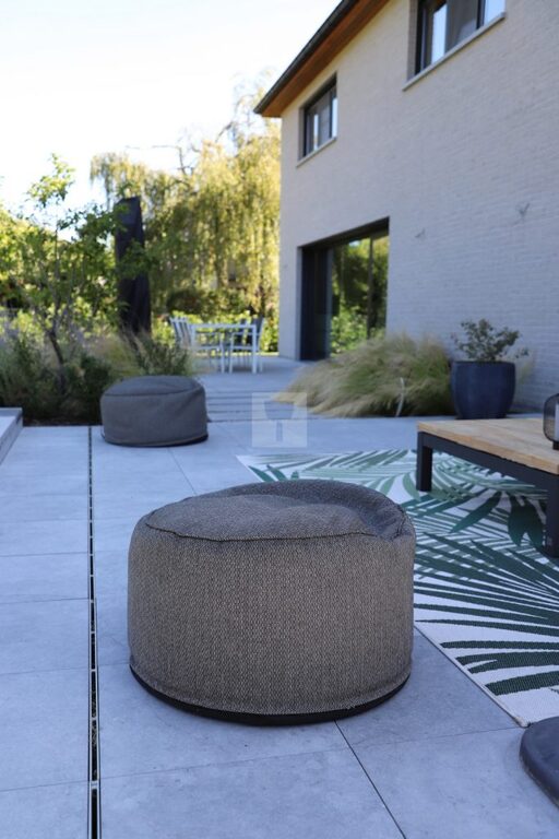 Carrieres-du-Hainaut-2022-10-07-inspiration-1532-683x1024 | aestivate Terrasse aus Belgisch Blaustein aestivate