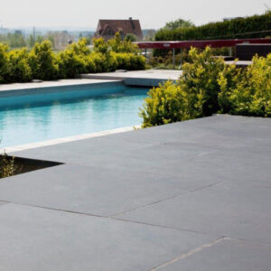 Terrassenplatte Preto do Cavalo spaltrau aestivate