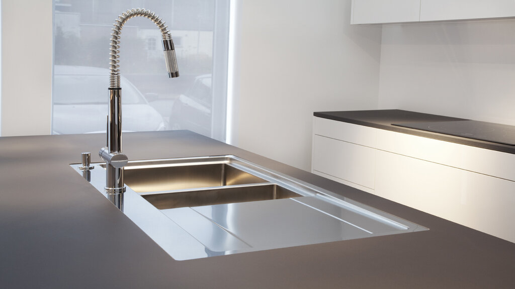 Küchenarbeitsplatte-anthrazit-aestivate